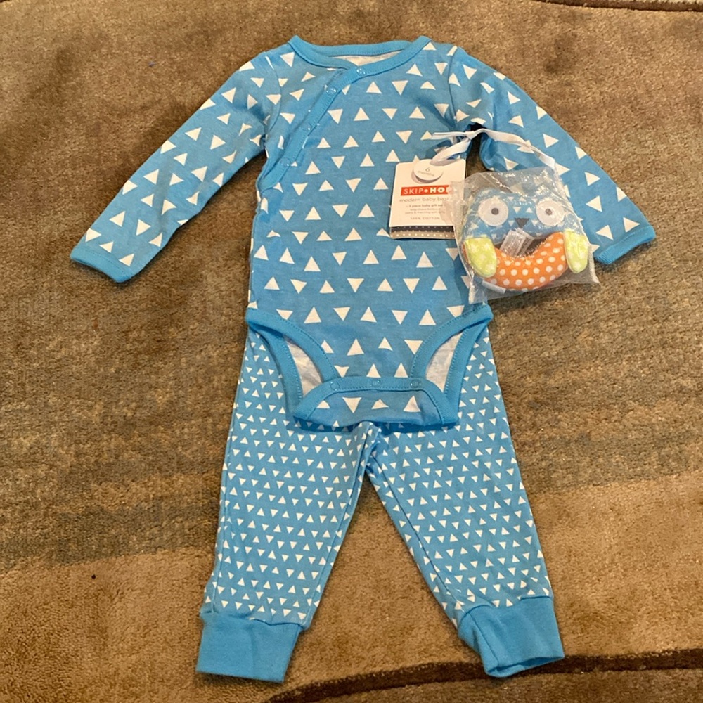 Skip Hop baby gift set